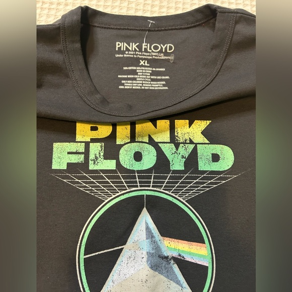NWOT Pink Floyd Long Sleeve Crop Top - Picture 7 of 16